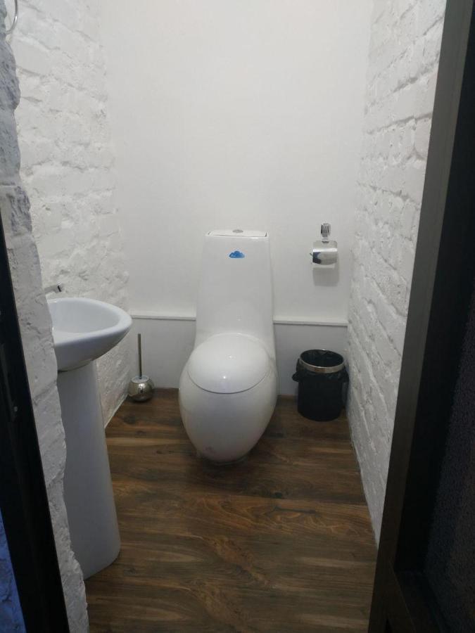 Sim Sim Hostel & Guest House Near The Church Samarkand Esterno foto