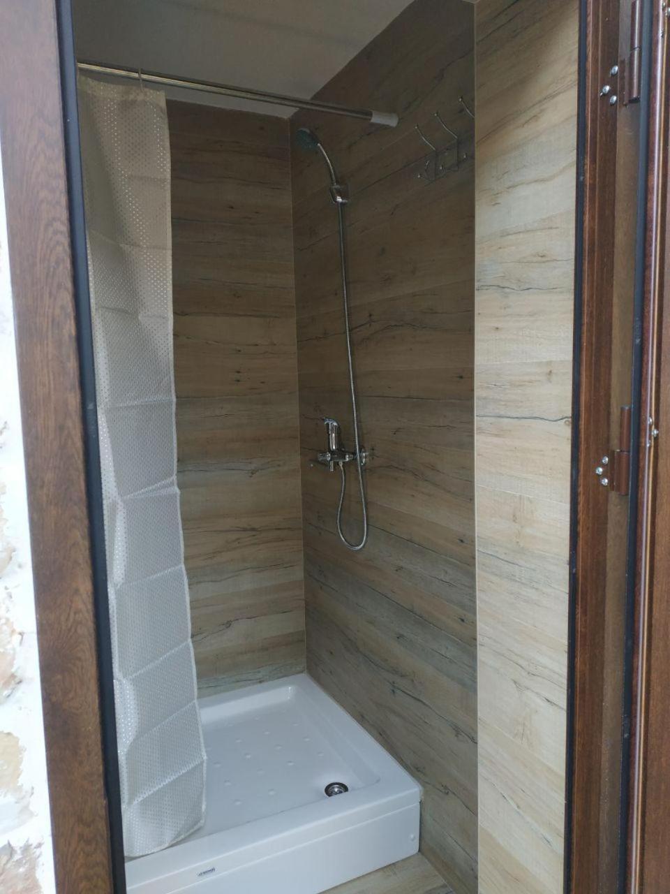 Sim Sim Hostel & Guest House Near The Church Samarkand Esterno foto